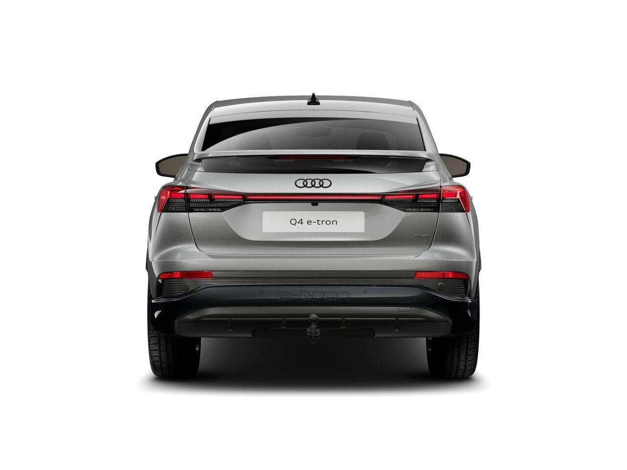 Audi Q4 Sportback e-tron 45 S edition Competition 82 kWh 286 pk | Assistentiepakket plus | Trekhaak | Ambient lichtpakket | Optiekpakket zwart plus |