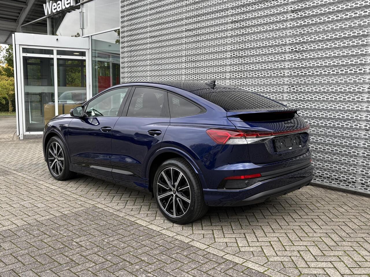 Audi Q4 Sportback e-tron S edition Competition e-tron 45 82 kWh 210 kW / 28