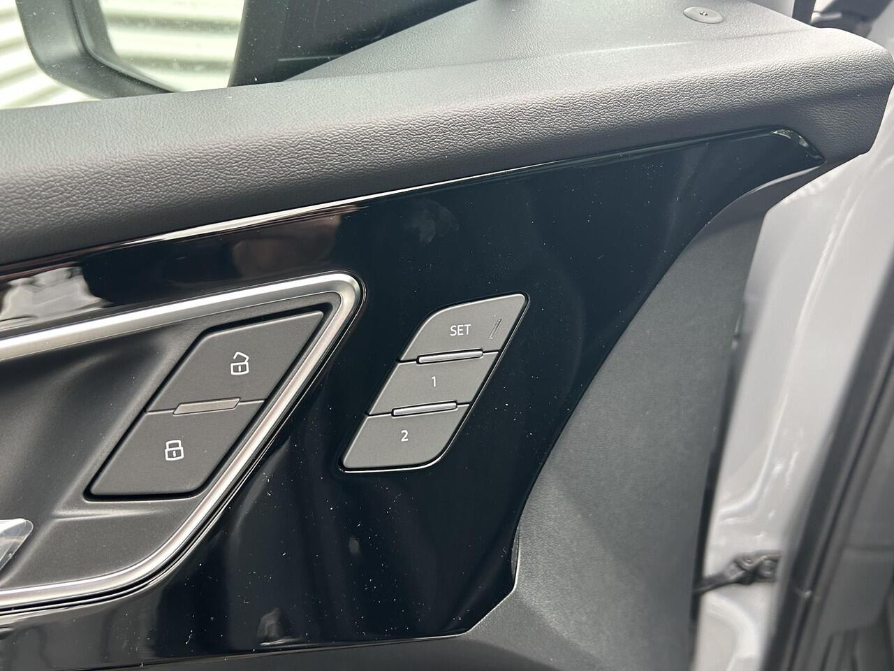 Audi Q4 Sportback e-tron S edition Competition 45 | Panoramadak | Audi Sport velgen 21" | Trekhaak | Keyless