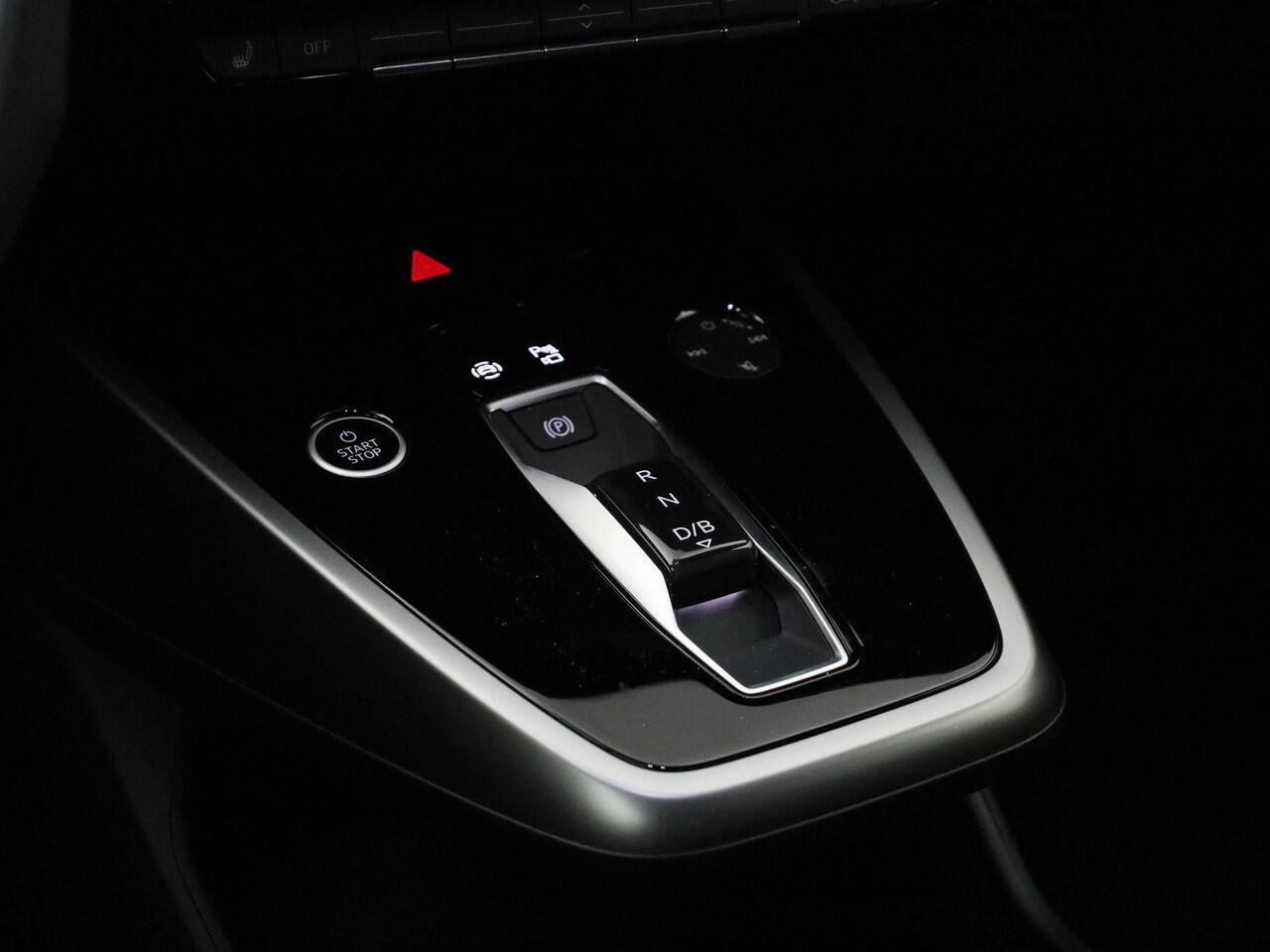 Audi Q4 Sportback e-tron 45 Advanced edition 286 PK Assistentiepakket plus · Klimaatregelingpakket · Privacy glas · MEGA Sale