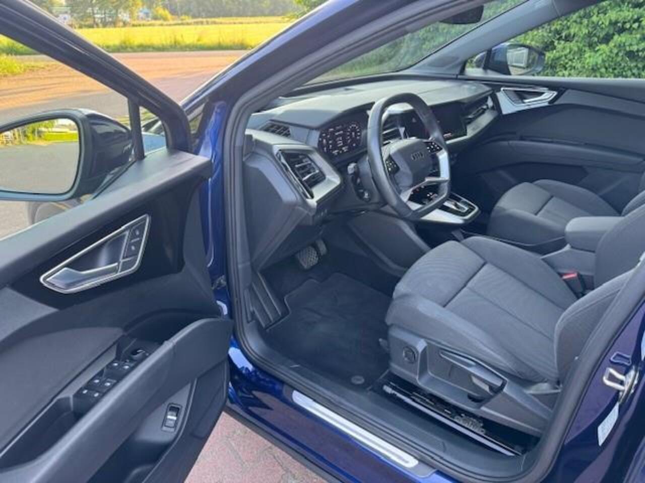 Audi Q4 e-tron 40 LAUNCH EDITION ADVANCED 77KWH CAM/HUP/ACARPLAY/