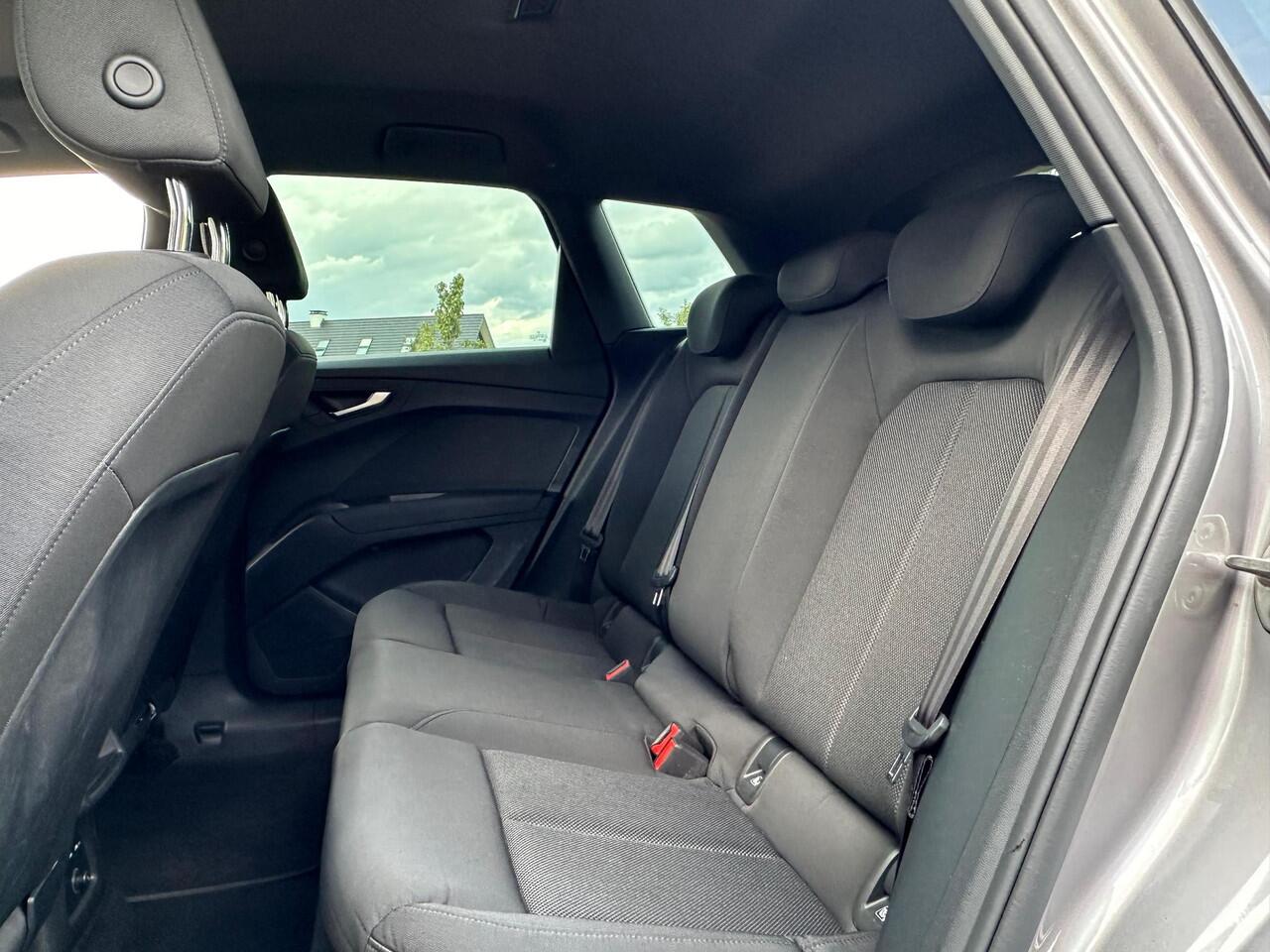 Audi Q4 e-tron 40 Launch edition 77 kWh | Waterpomp | Black Optic | NL-Auto |