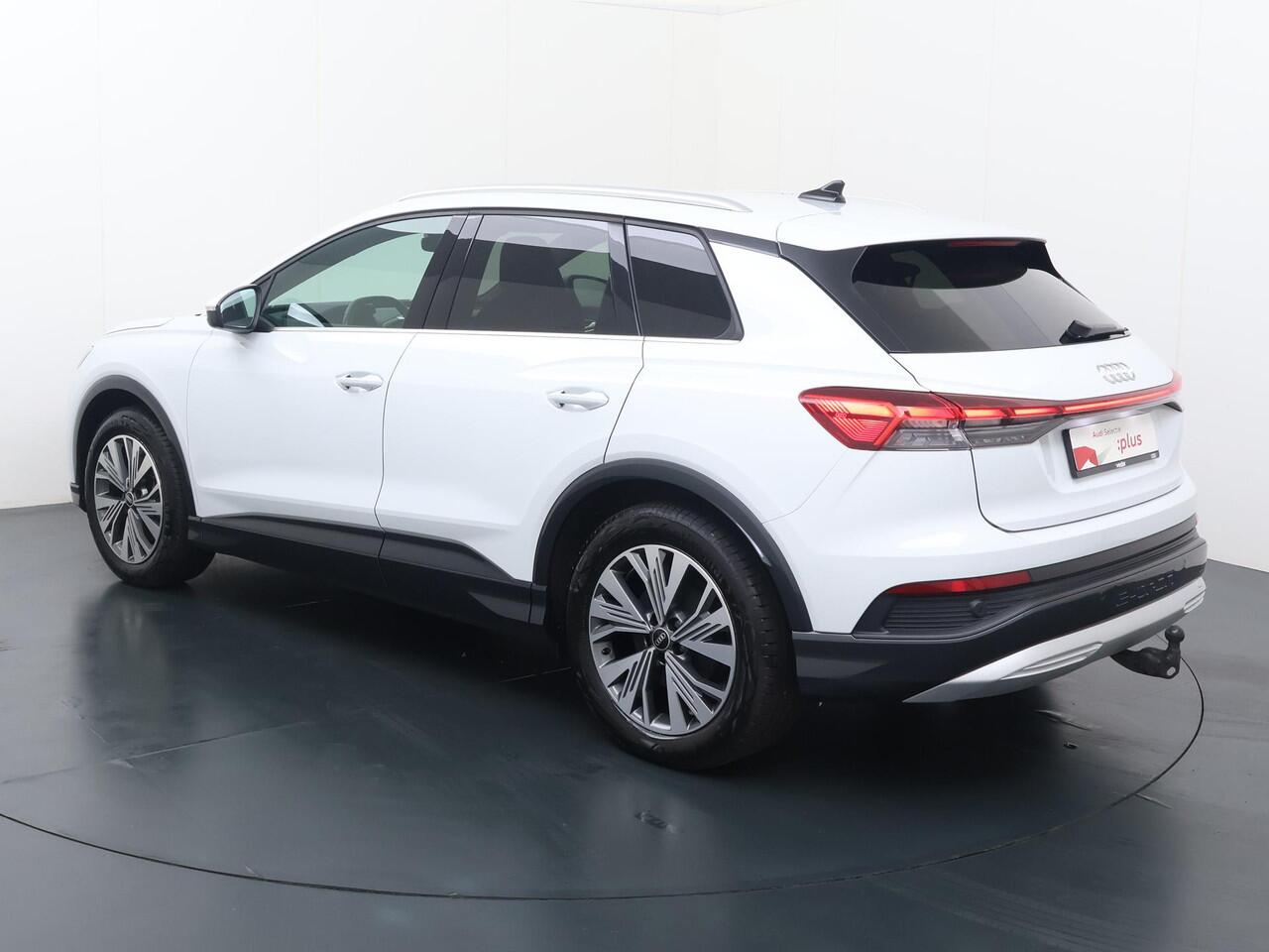 Audi Q4 e-tron 40 Launch edition Advanced 77 kWh | 204 PK | SoH 90% | Trekhaak wegklapbaar | Climate control | Matrix LED koplampen |