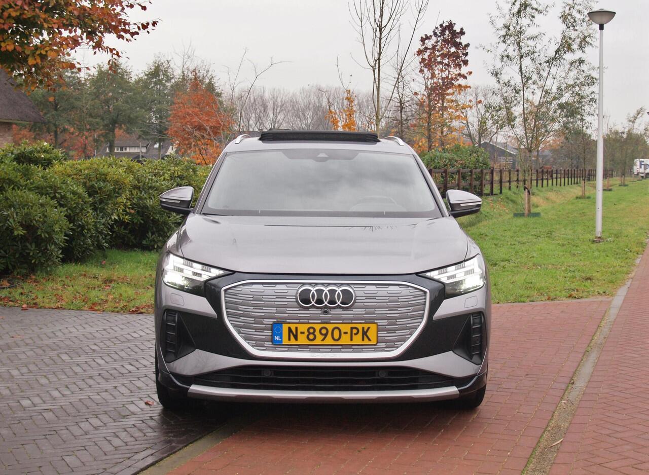Audi Q4 e-tron 40 Launch edition Advanced Plus 77 kWh | Panoramadak | Camera | Apple Carplay | Cruise Control | NL-Auto |