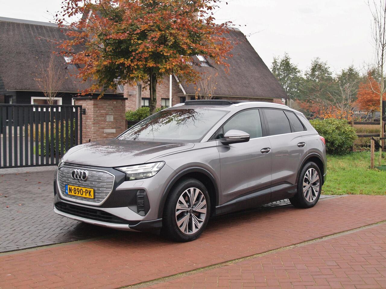 Audi Q4 e-tron 40 Launch edition Advanced Plus 77 kWh | Panoramadak | Camera | Apple Carplay | Cruise Control | NL-Auto |