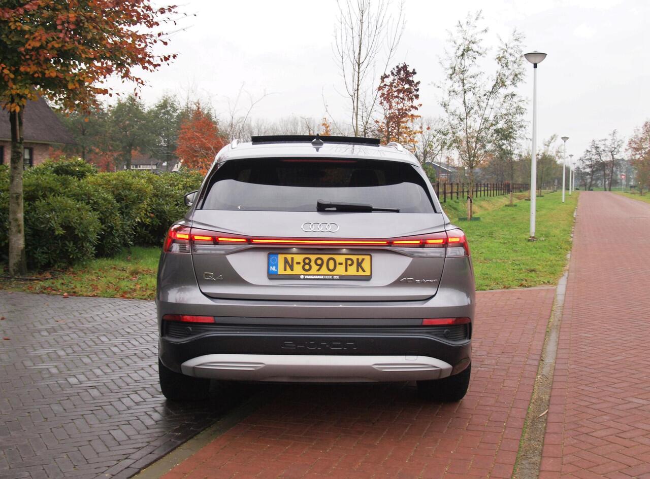 Audi Q4 e-tron 40 Launch edition Advanced Plus 77 kWh | Panoramadak | Camera | Apple Carplay | Cruise Control | NL-Auto |