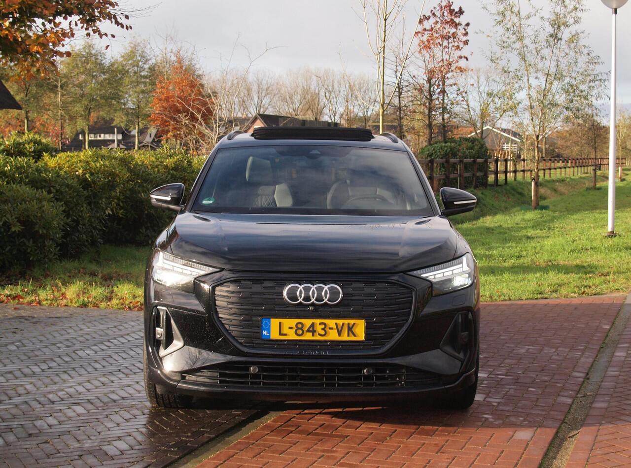 Audi Q4 e-tron 40 Launch edition S Competition 77 kWh | 2X S-Line | Panoramadak | Camera | Sonos | Sfeerverlichting |