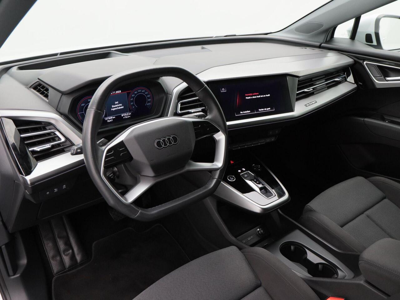 Audi Q4 e-tron 40 Launch edition Advanced 77 kWh 204 Pk Automaat | SOH 91% | Adaptive Cruise | Climate Control | Stoelverwarming | Navigatie | Camera | Carplay | 137.503 Km!!