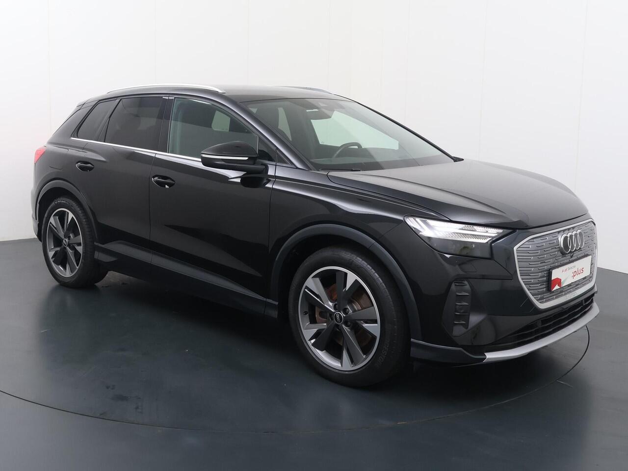 Audi Q4 e-tron 40 Launch edition Advanced 77 kWh | 204 PK | Gratis onderhoud t/m 8 jul. 2028 | SoH 91% | Adaptieve Cruise Control | Head-up display | Matrix LED koplampen | Achteruitrijcamera |