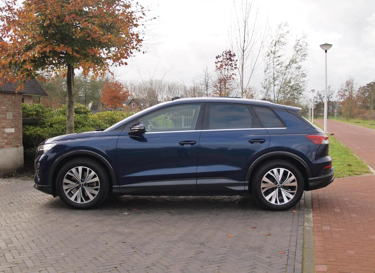 Audi Q4 e-tron 40 Launch edition Advanced Plus 77 kWh | SOH 92% | Panoramadak | Camera | Trekhaak | Sfeerverlichting | Apple Carplay |