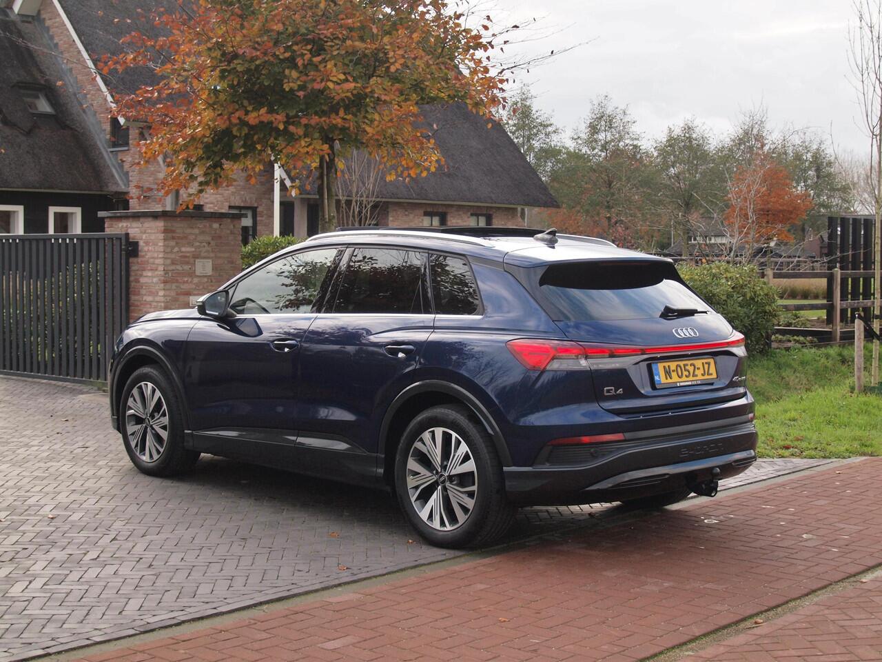 Audi Q4 e-tron 40 Launch edition Advanced Plus 77 kWh | SOH 92% | Panoramadak | Camera | Trekhaak | Sfeerverlichting | Apple Carplay |