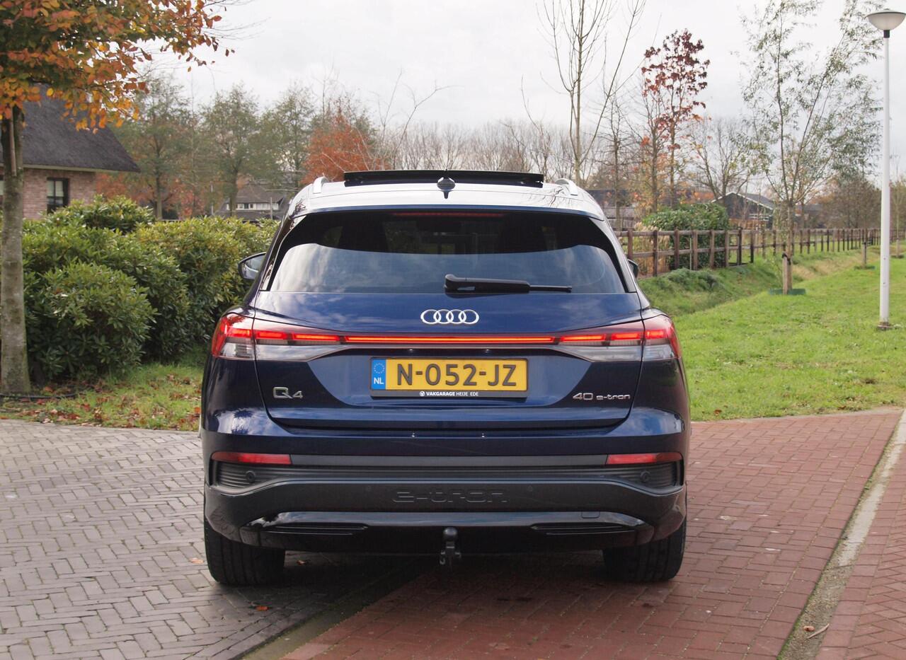 Audi Q4 e-tron 40 Launch edition Advanced Plus 77 kWh | SOH 92% | Panoramadak | Camera | Trekhaak | Sfeerverlichting | Apple Carplay |