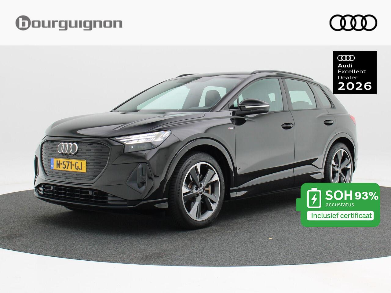 Audi Q4 e-tron 40 77 kWh 204 Pk Automaat S-Line | Camera | CarPlay | Adaptive Cruise | Elektrische Achterklep | LED | 20 Inch | 75.539 Km