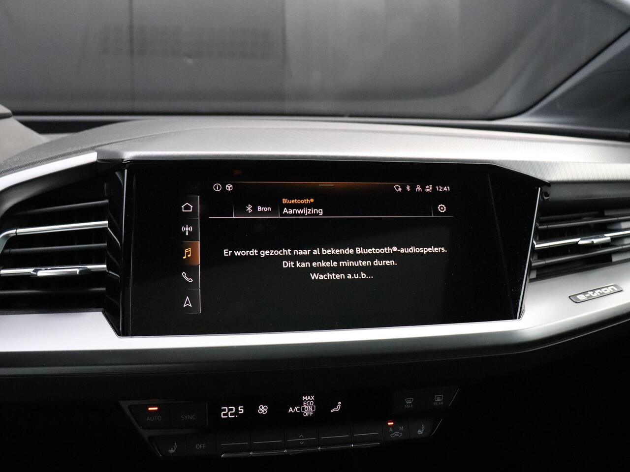 Audi Q4 e-tron 35 Launch edition Advanced Plus 55 kWh | S-LINE | SOH 92% | PANODAK | WARMTEPOMP | CAMERA | APPLE CARPLAY | STOELVERW. | NIEUWSTAAT |