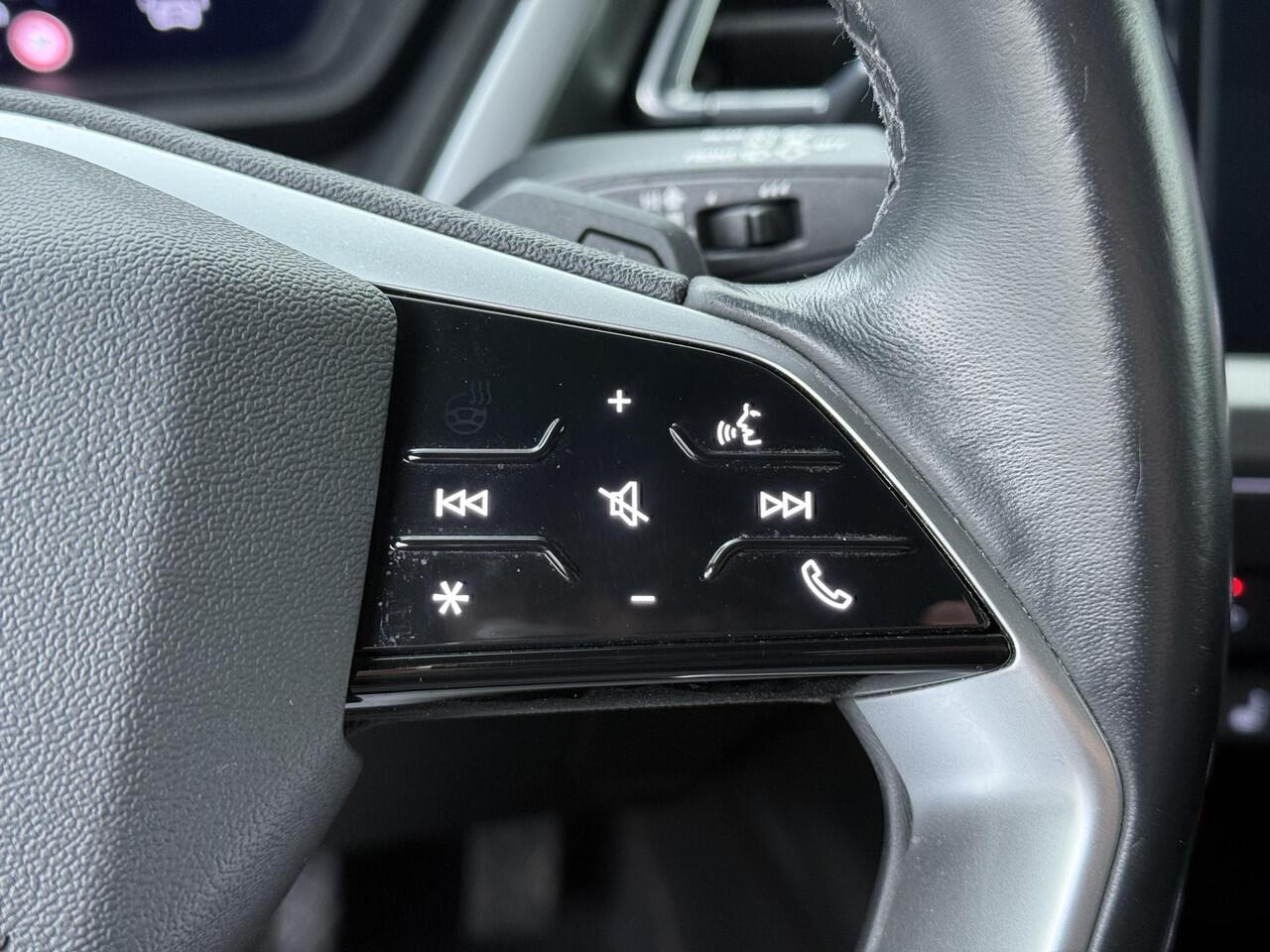 Audi Q4 e-tron 40 Launch edition Advanced Plus 77 kWh | SoH 89% | Wegklapbare trekhaak | Head-up Display | Automatische achterklep |