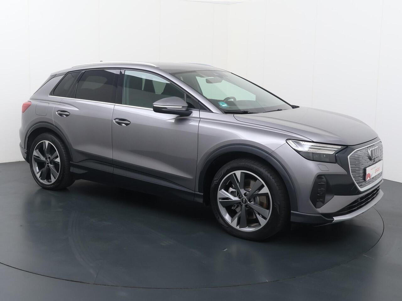 Audi Q4 e-tron 40 Launch edition Advanced Plus 77 kWh | SoH 89% | Wegklapbare trekhaak | Head-up Display | Automatische achterklep |