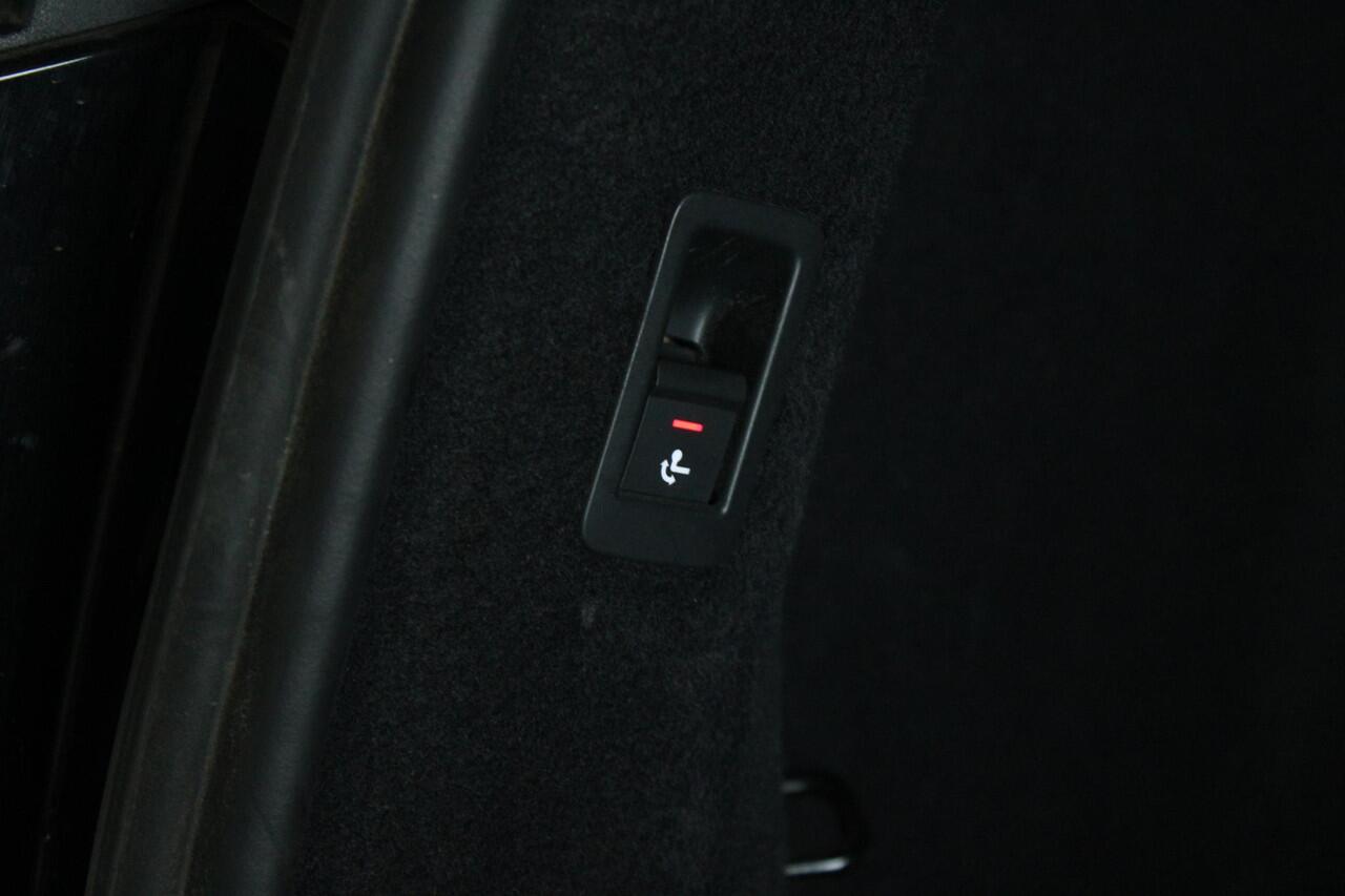 Audi Q4 e-tron 40 Launch edition 77 kWh - SOH 90% - Matrix