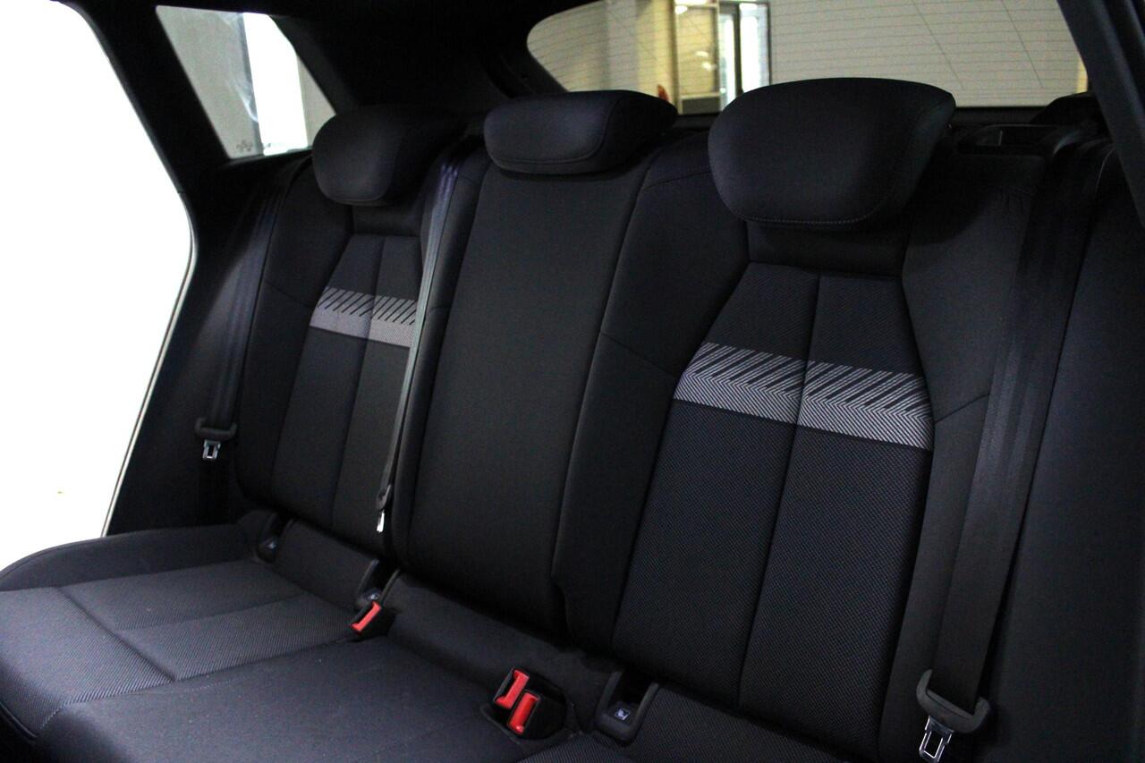 Audi Q4 e-tron 40 Launch edition 77 kWh - SOH 90% - Matrix