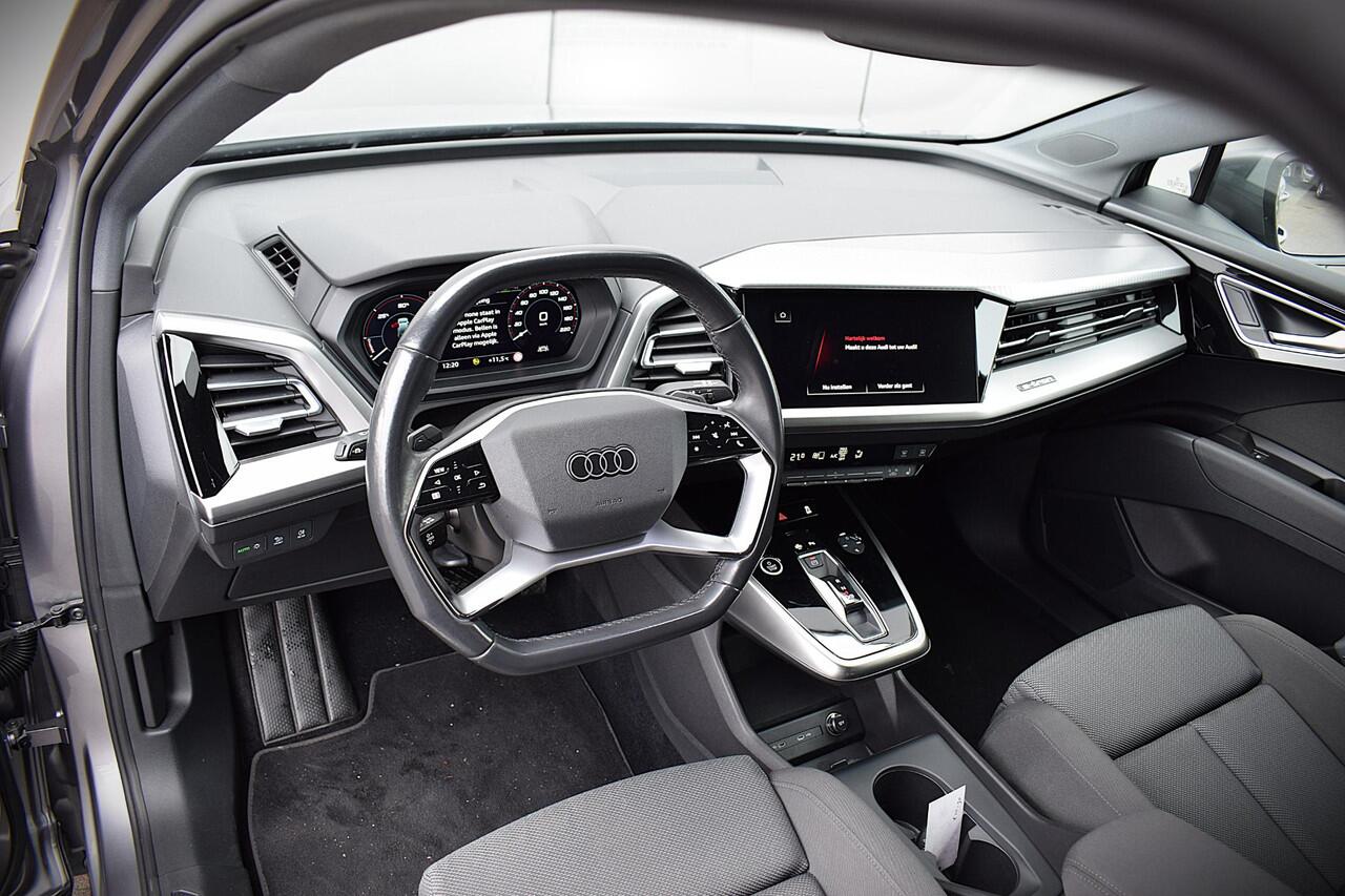 Audi Q4 e-tron 35 Launch edition Advanced 55 kWh | Matrix | Stoelverw. | 21" LM | CarPlay