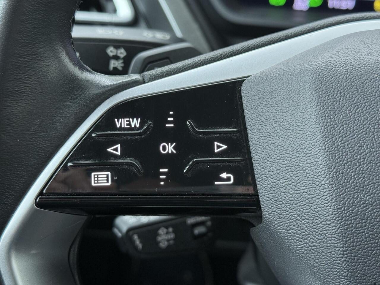 Audi Q4 e-tron 40 Launch edition Advanced 77 kWh | 204 PK | SoH 89% | Warmtepomp | Head-up display | Climate control | Matrix LED koplampen |