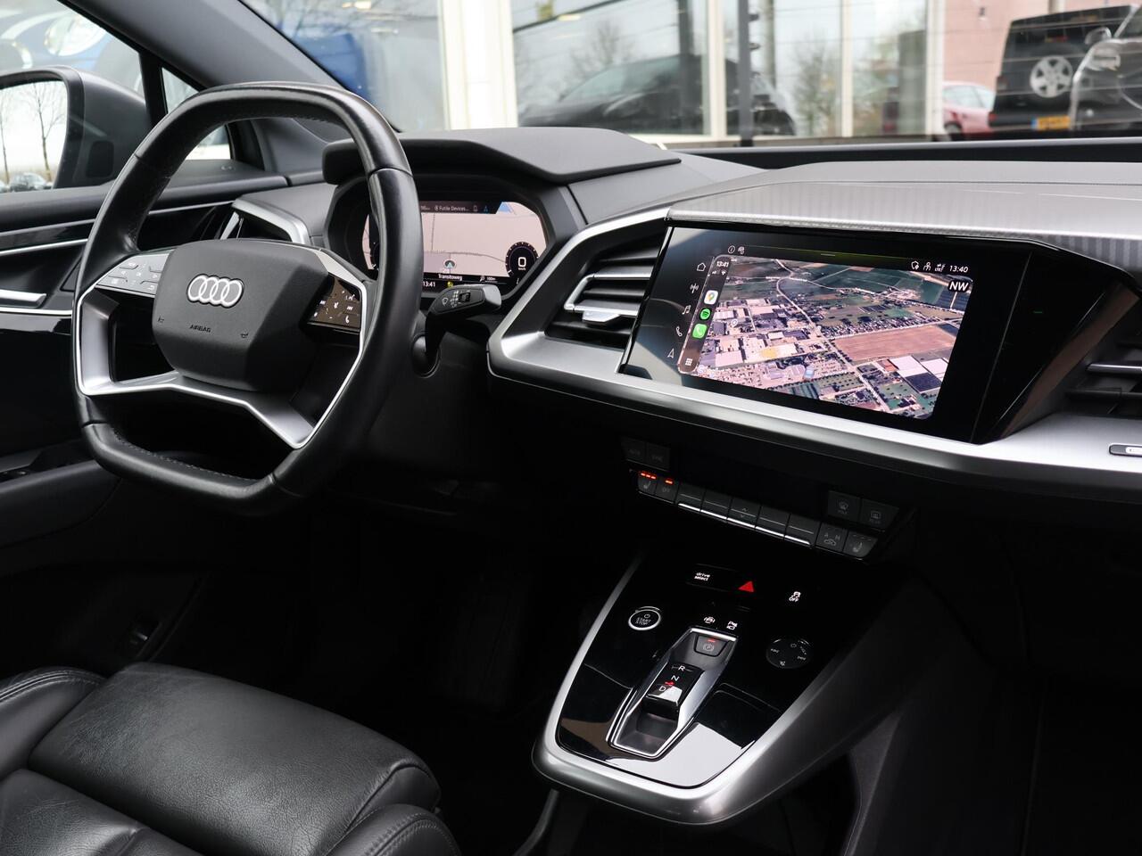 Audi Q4 e-tron 40 LAUNCH EDITION ADVANCED 77KWH + WEGKL. TREKHAAK | SPORTSTOELEN | ADAPTIVE CRUISE | CARPLAY | STOELVERW.