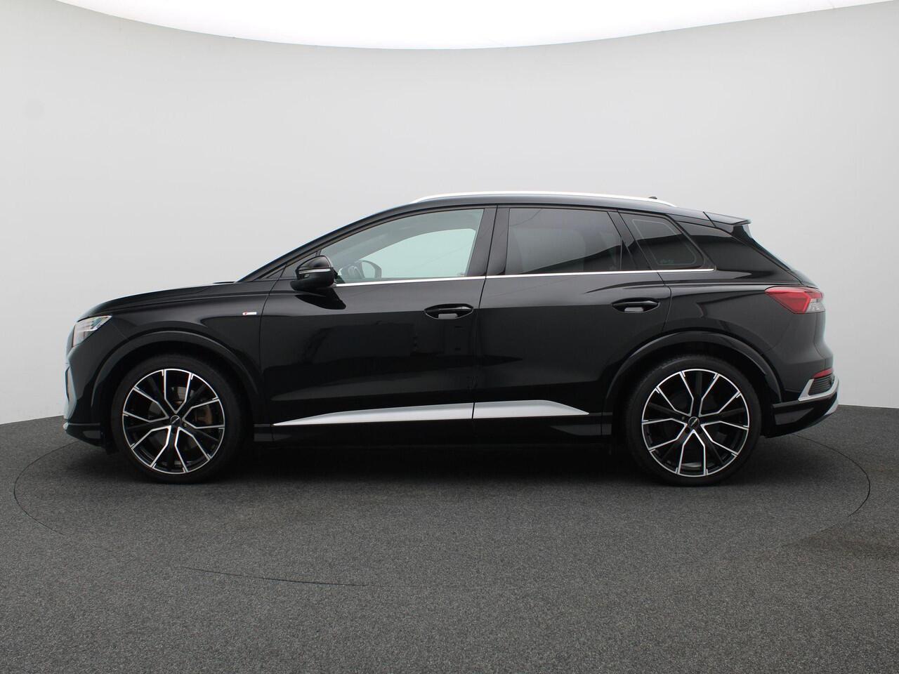 Audi Q4 e-tron 40 S edition 77 kWh 204PK Aut. SOH 96%, Warmtepomp, Dynamic Chassis, Adaptieve Cruise Controle, Matrix LED-Verlichting, 20" LM Velgen, Stoelverwarming, Elektr. Achterklep