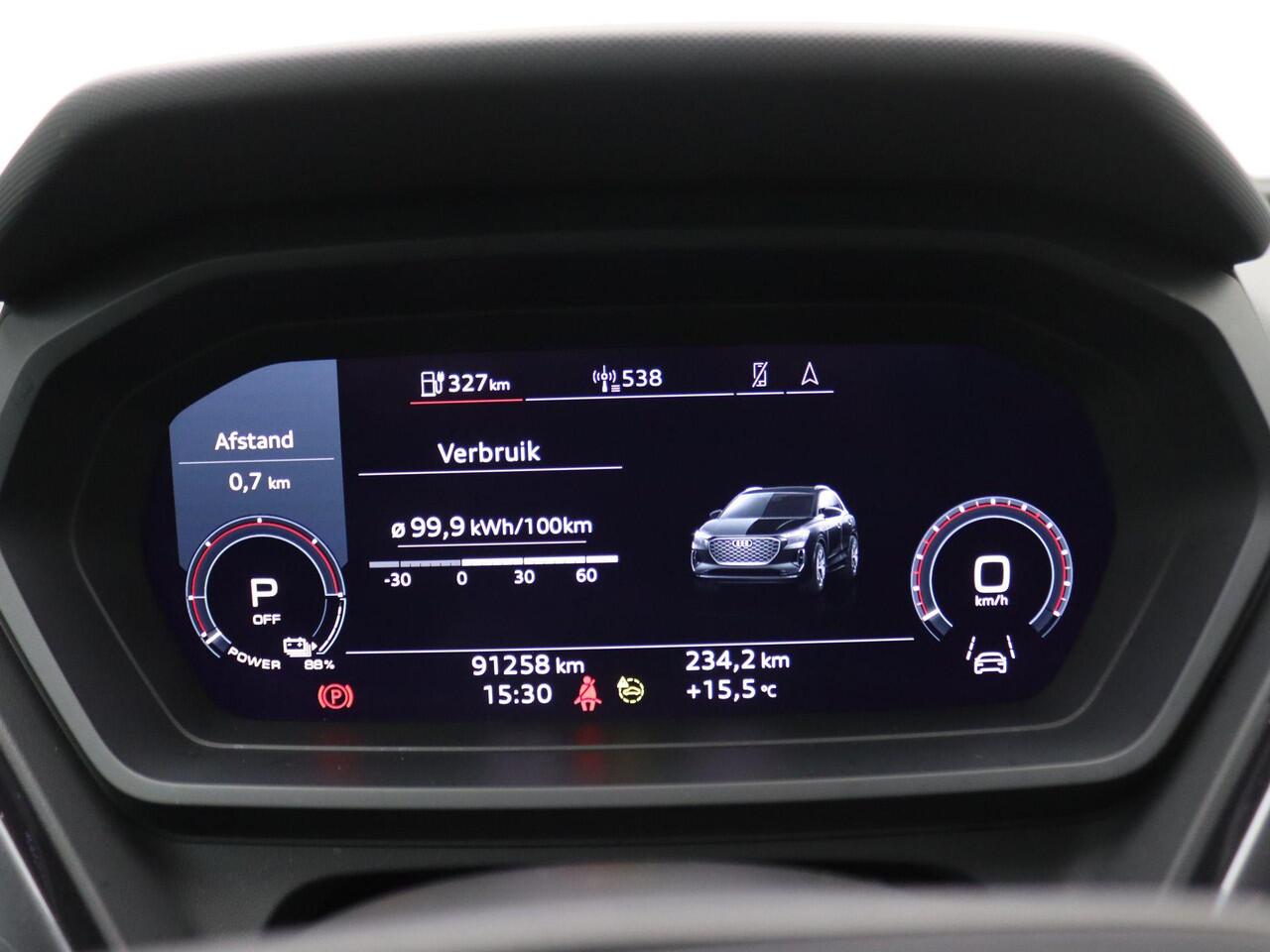 Audi Q4 e-tron 40 S edition 77 kWh 204PK Aut. SOH 96%, Warmtepomp, Dynamic Chassis, Adaptieve Cruise Controle, Matrix LED-Verlichting, 20" LM Velgen, Stoelverwarming, Elektr. Achterklep