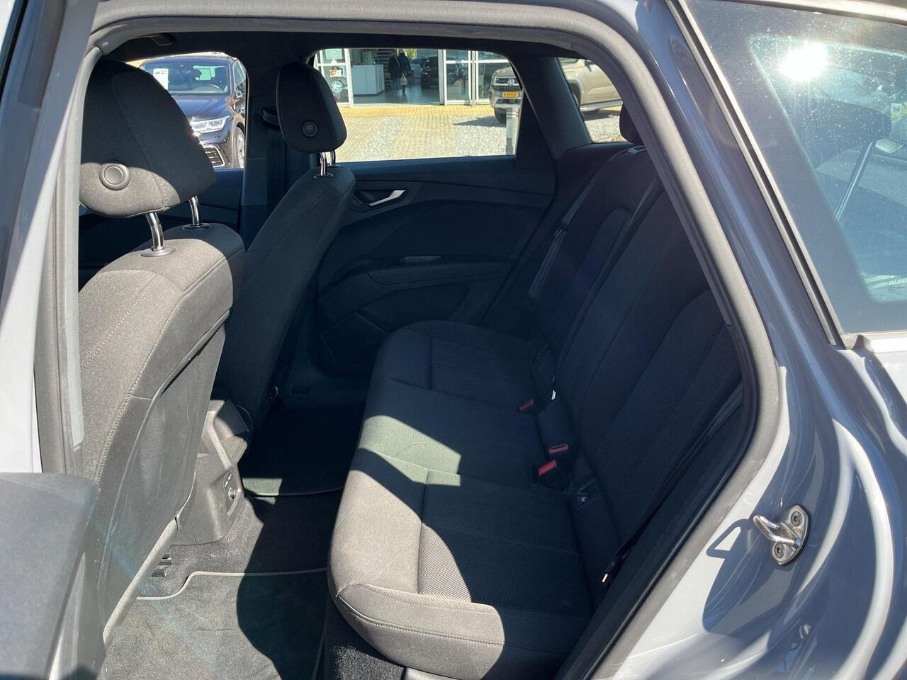 Audi Q4 e-tron 35 170Pk 55 kWh | 170 pk | Clima | PDC |