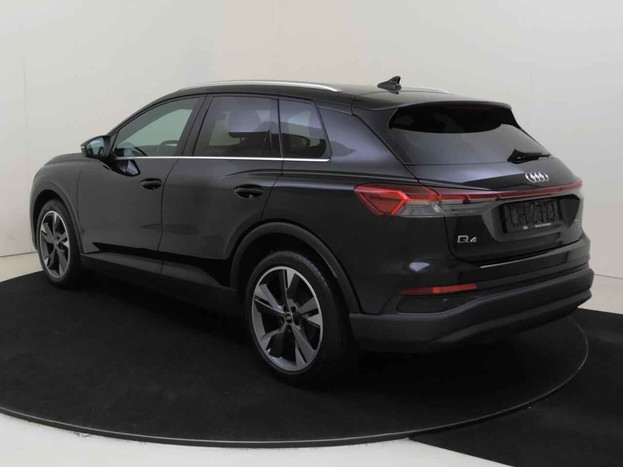 Audi Q4 e-tron 35 Advanced edition 55 kWh | LED matrix verlichting | Keyless | Warmtepomp | Stoelverwarming | CarPlay | Parkeersensoren | Cruise control |