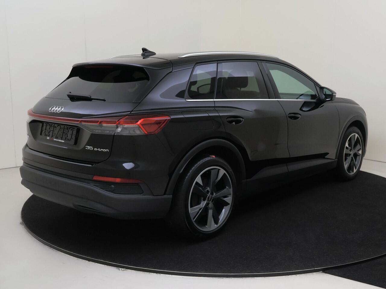 Audi Q4 e-tron 35 Advanced edition 55 kWh | LED matrix verlichting | Keyless | Warmtepomp | Stoelverwarming | CarPlay | Parkeersensoren | Cruise control |