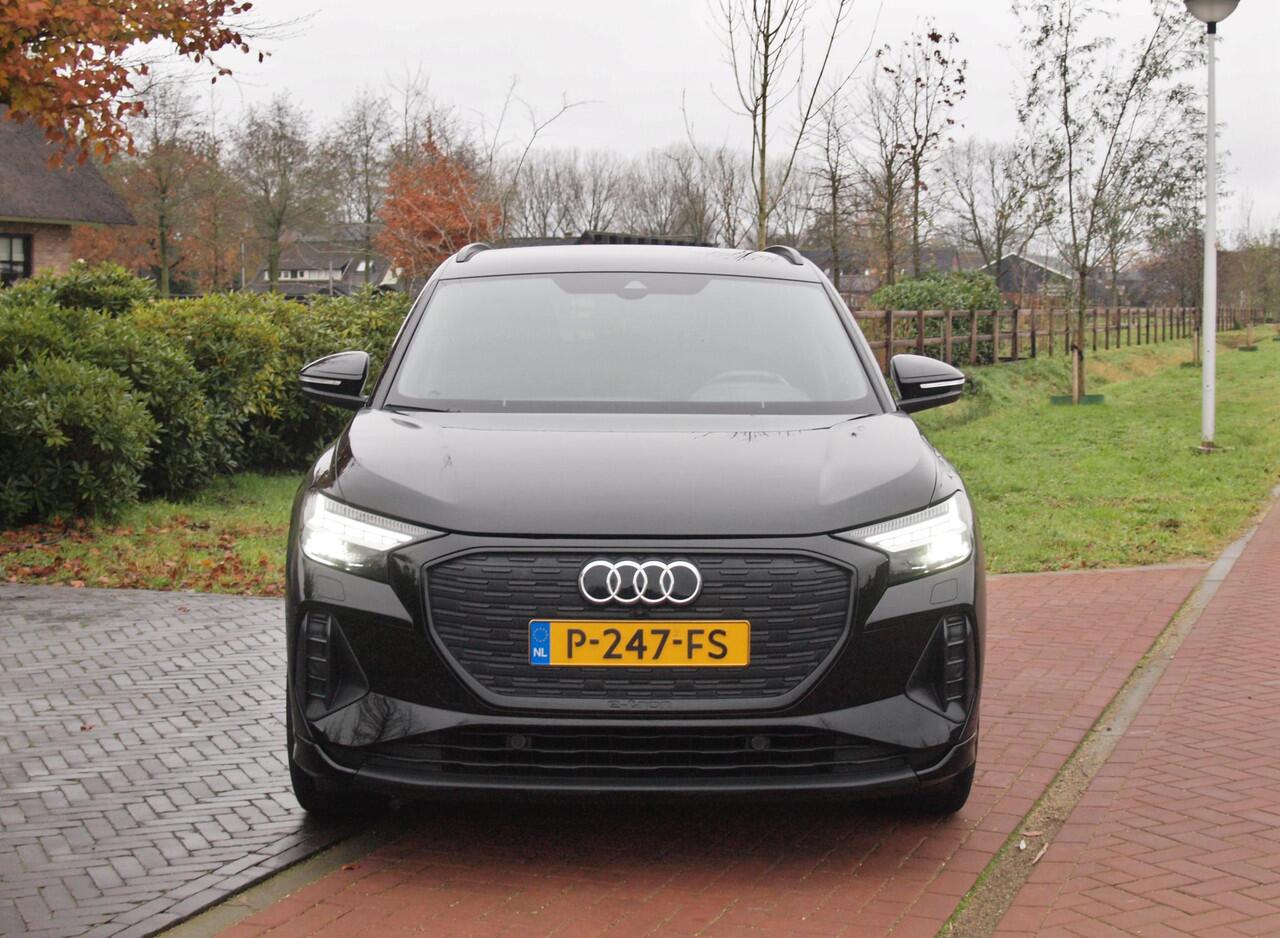 Audi Q4 e-tron 40 Launch edition Advanced 77 kWh | Black Optic | Warmtepomp | Achteruitrijcamera | NL-Auto |