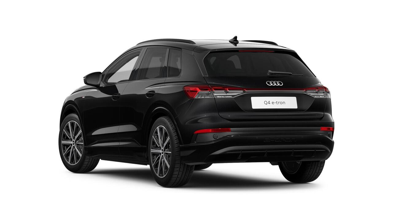 Audi Q4 e-tron 40 S edition 77 kWh Trekhaak - Panoramadak - Parkeerhulp voor/achter - Stoelverwarming - Audi sound system - Sportstoelen - Lichtpakket - Privacy glas - Verwarmbare voorruit - Optiekpakket zwart -