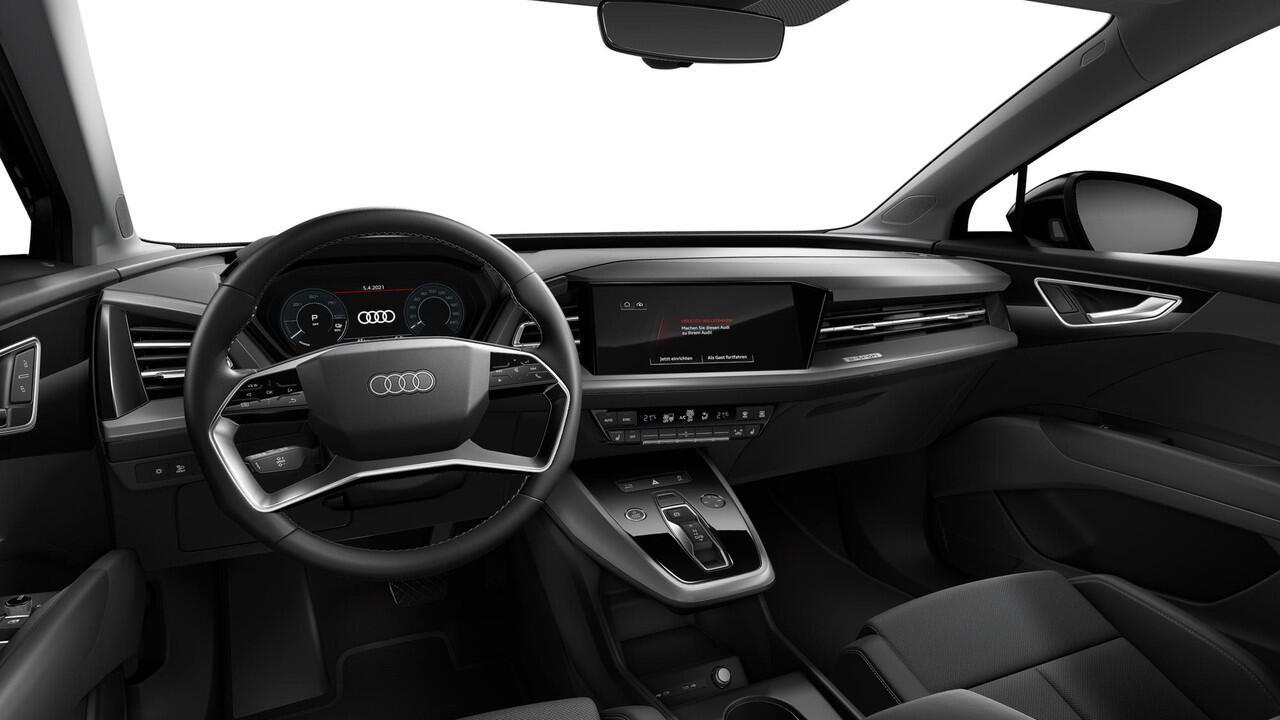 Audi Q4 e-tron 40 S edition 77 kWh Trekhaak - Panoramadak - Parkeerhulp voor/achter - Stoelverwarming - Audi sound system - Sportstoelen - Lichtpakket - Privacy glas - Verwarmbare voorruit - Optiekpakket zwart -