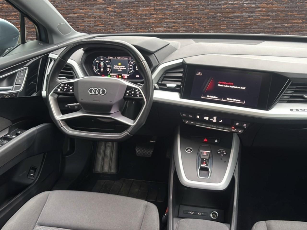 Audi Q4 e-tron 35 Edition 55 kWh ECC LMV LED