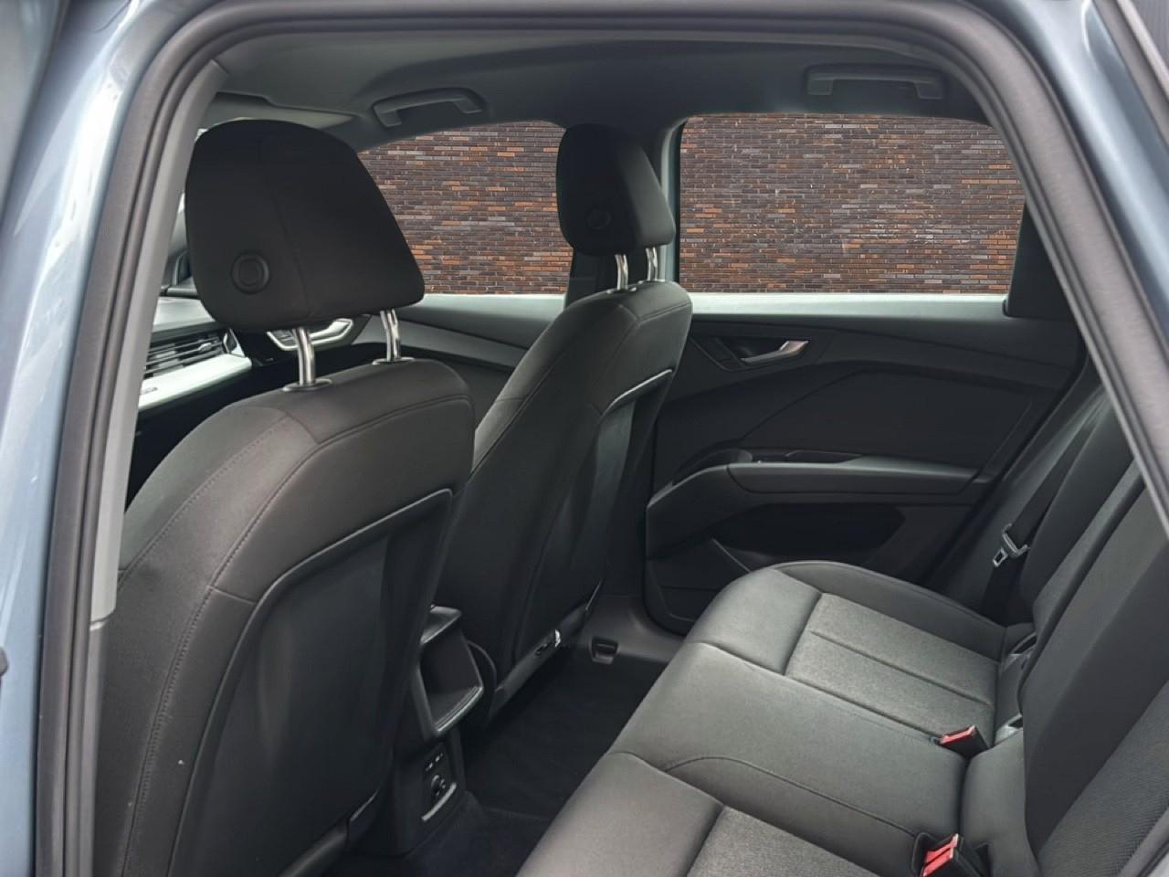 Audi Q4 e-tron 35 Edition 55 kWh ECC LMV LED