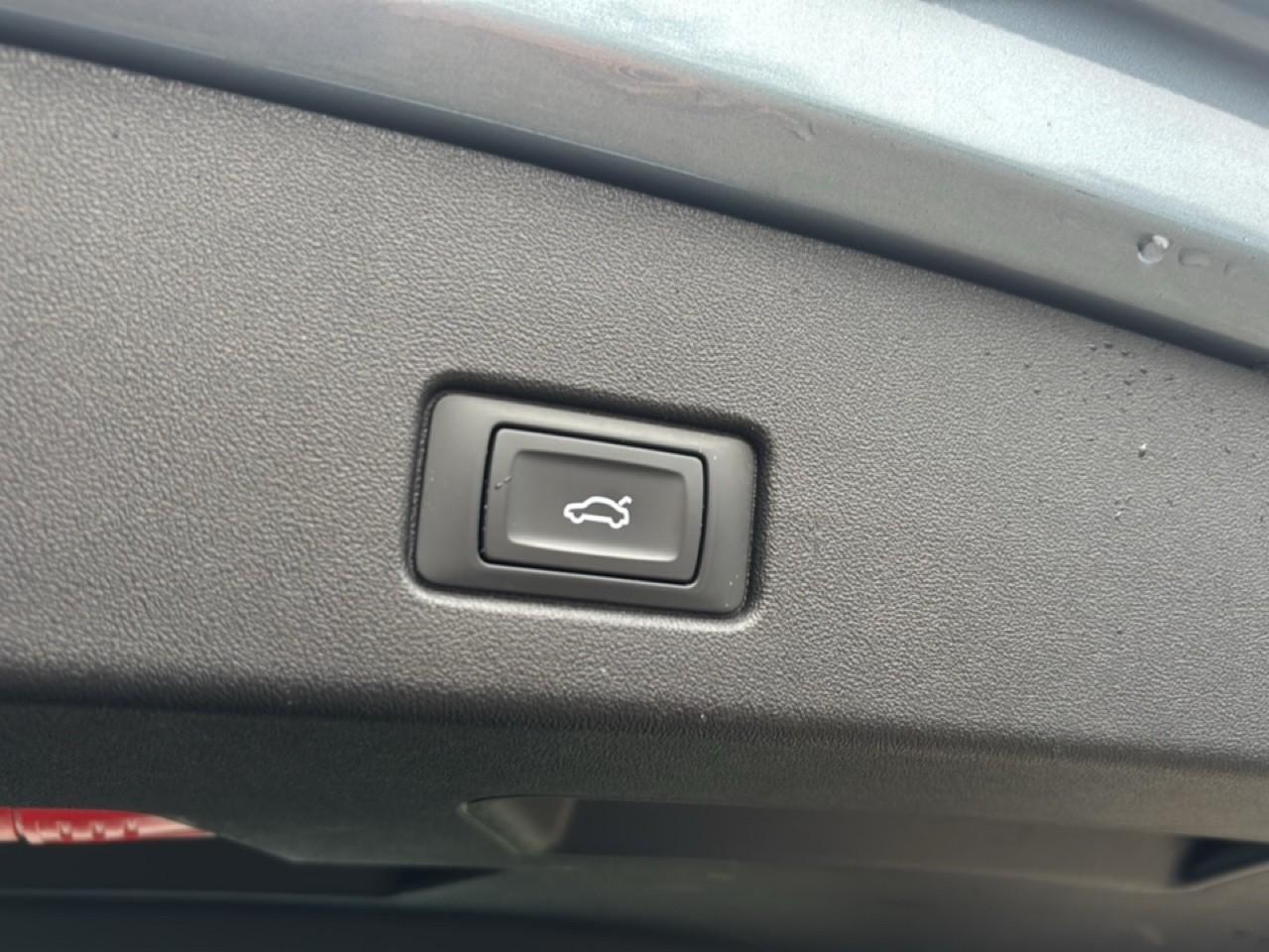 Audi Q4 e-tron 35 Edition 55 kWh ECC LMV LED