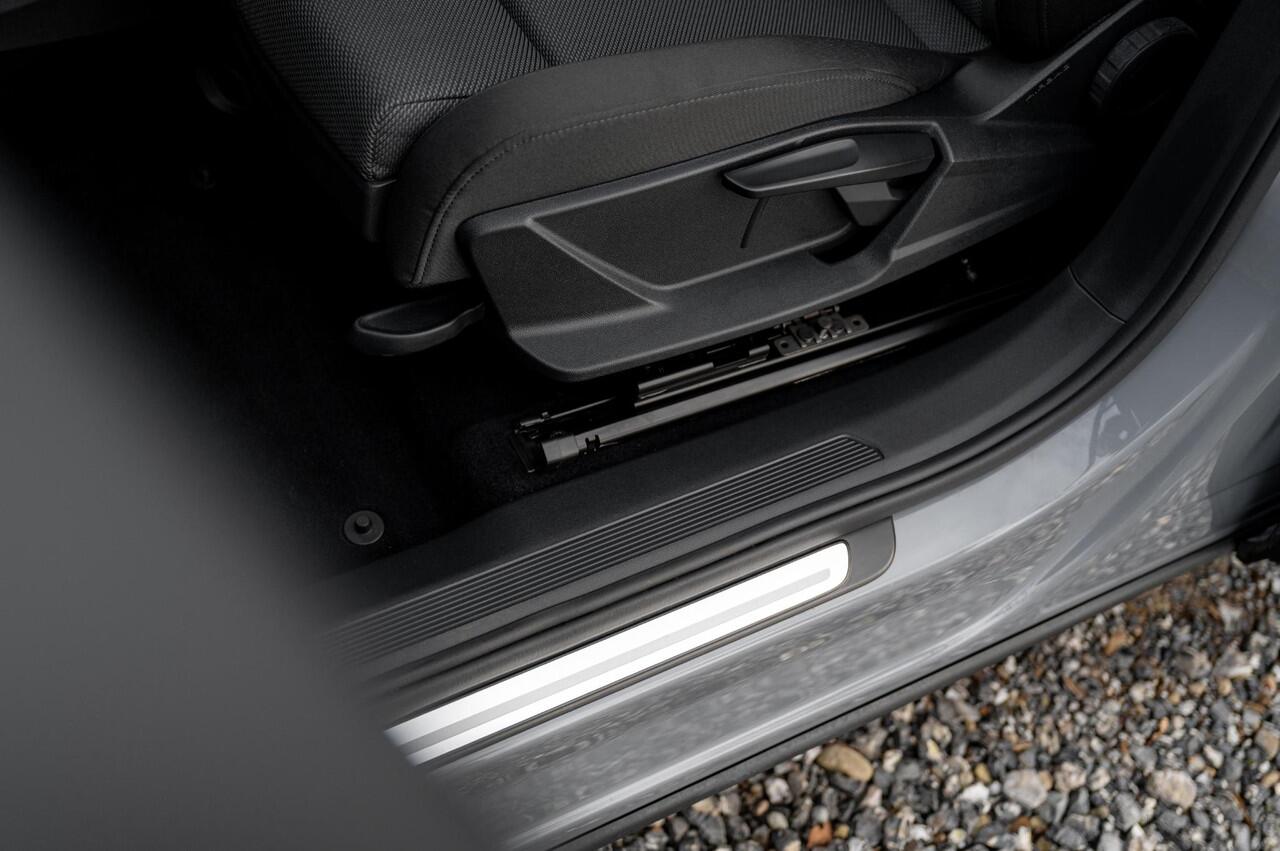 Audi Q4 e-tron 40 Advanced 77 kWh 204pk | 1e Eig. | ACC | Matrix | Dynamic Pakket | Camera