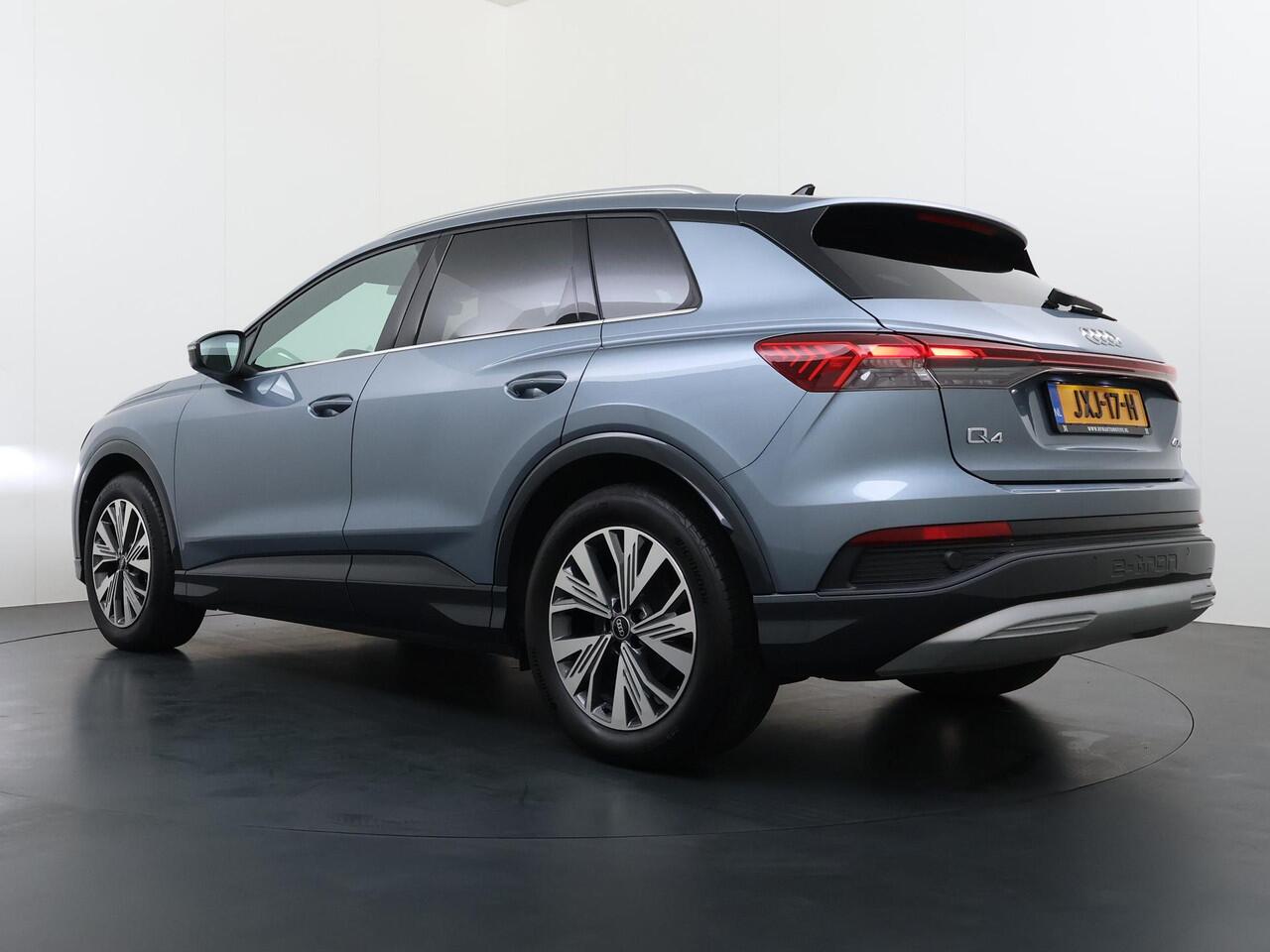 Audi Q4 e-tron 40 Launch edition Advanced Plus 77 kWh VAN ¤ 33.900,- VOOR ¤ 30.877,- UW LENTEVOORDEEL ¤ 3.023,-! | SOH 92% | S-LINE INTERIEUR | PANORAMADAK | STOELVERWARMING | ELEKTRISCHE ACHTERKLEP | LUXE BEKLEDING | RIJKLAAR MET 12 MND BOVAG GARANTIE