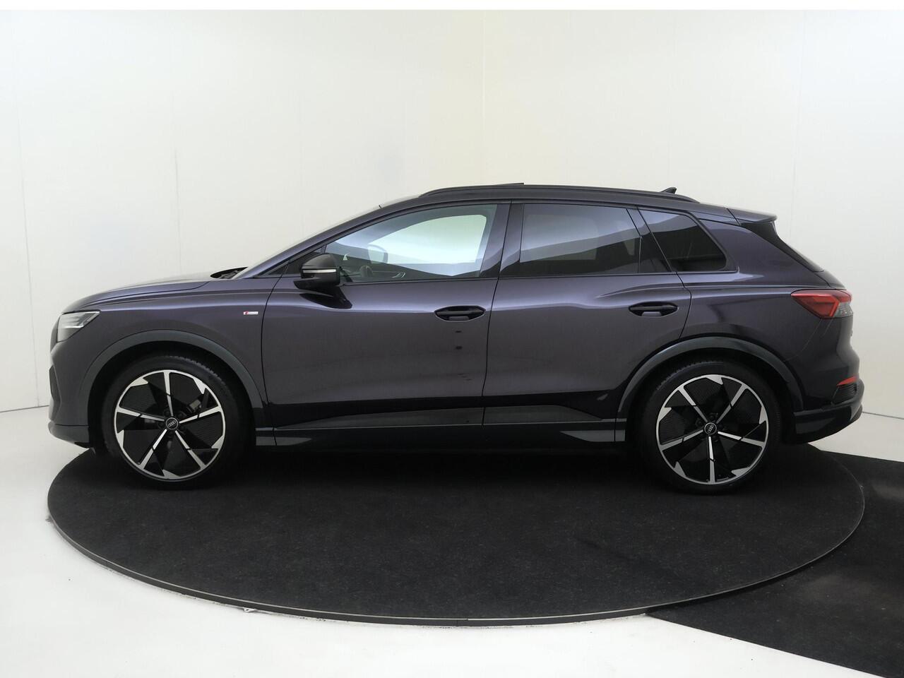 Audi Q4 e-tron 35 S edition 55 kWh | Panoramadak | SONOS audio | Achteruitrijcamera | Adaptieve cruise control | LED matrix verlichting | Dodehoek detectie | Keyless | Navigatie | Stoelverwarming |