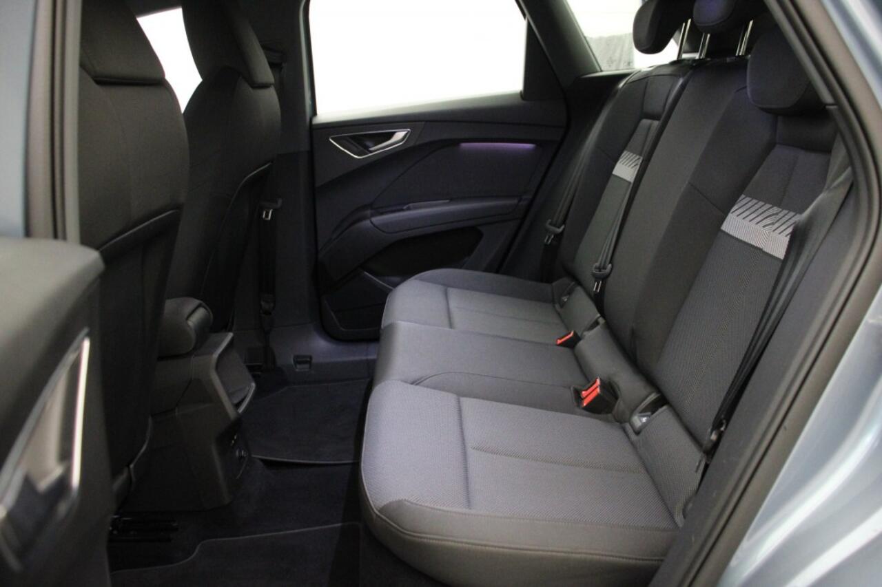 Audi Q4 e-tron 40 Advanced edition 77 kWh - Carplay, Navi, Cruise, Clima, Stoelverw.