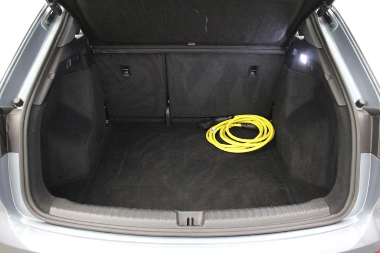 Audi Q4 e-tron 40 Advanced edition 77 kWh - Carplay, Navi, Cruise, Clima, Stoelverw.