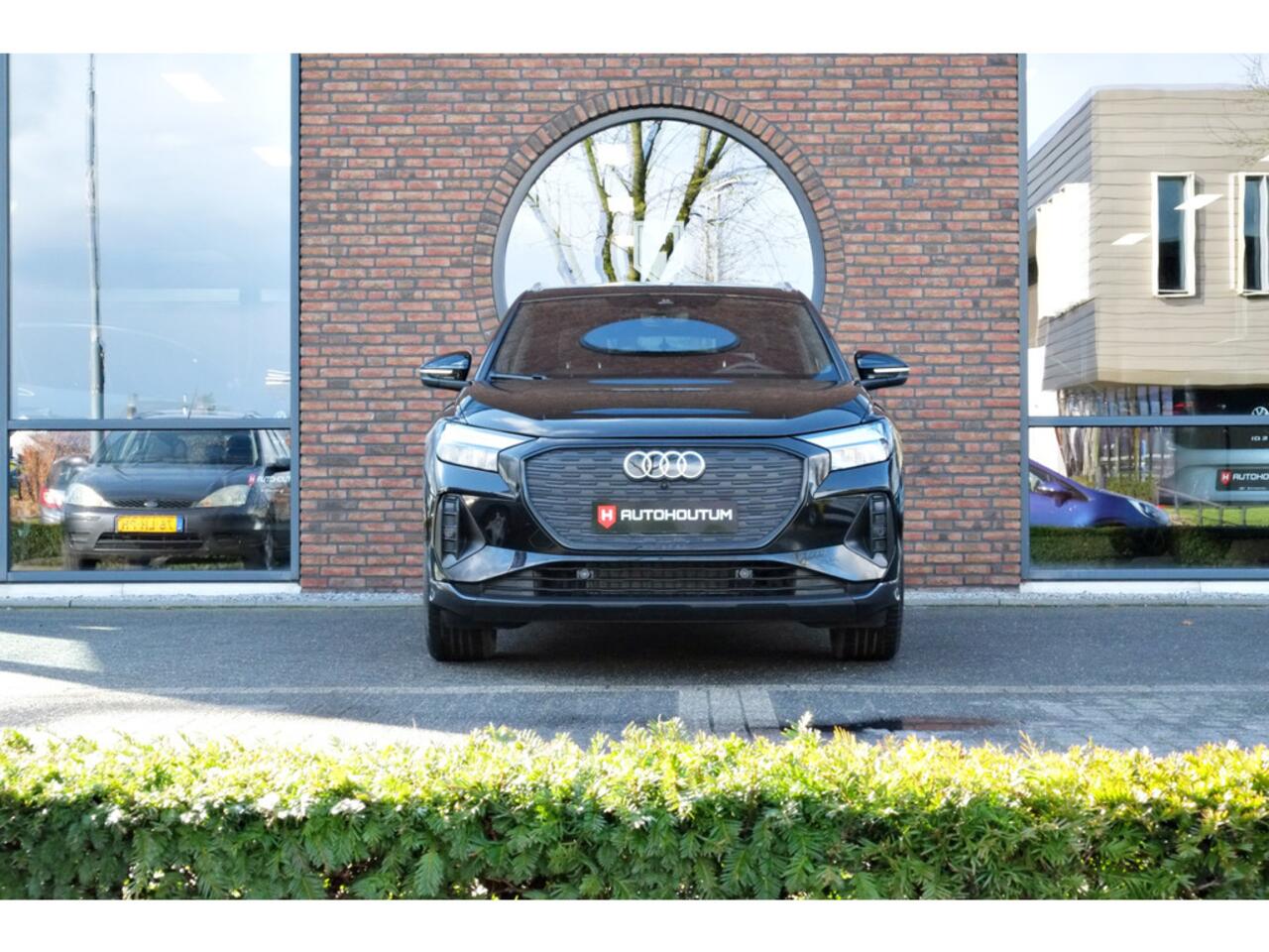Audi Q4 e-tron 45 quattro 82kWh 286pk Trekhaak, Leder, Sportstoelen, Achteruitr