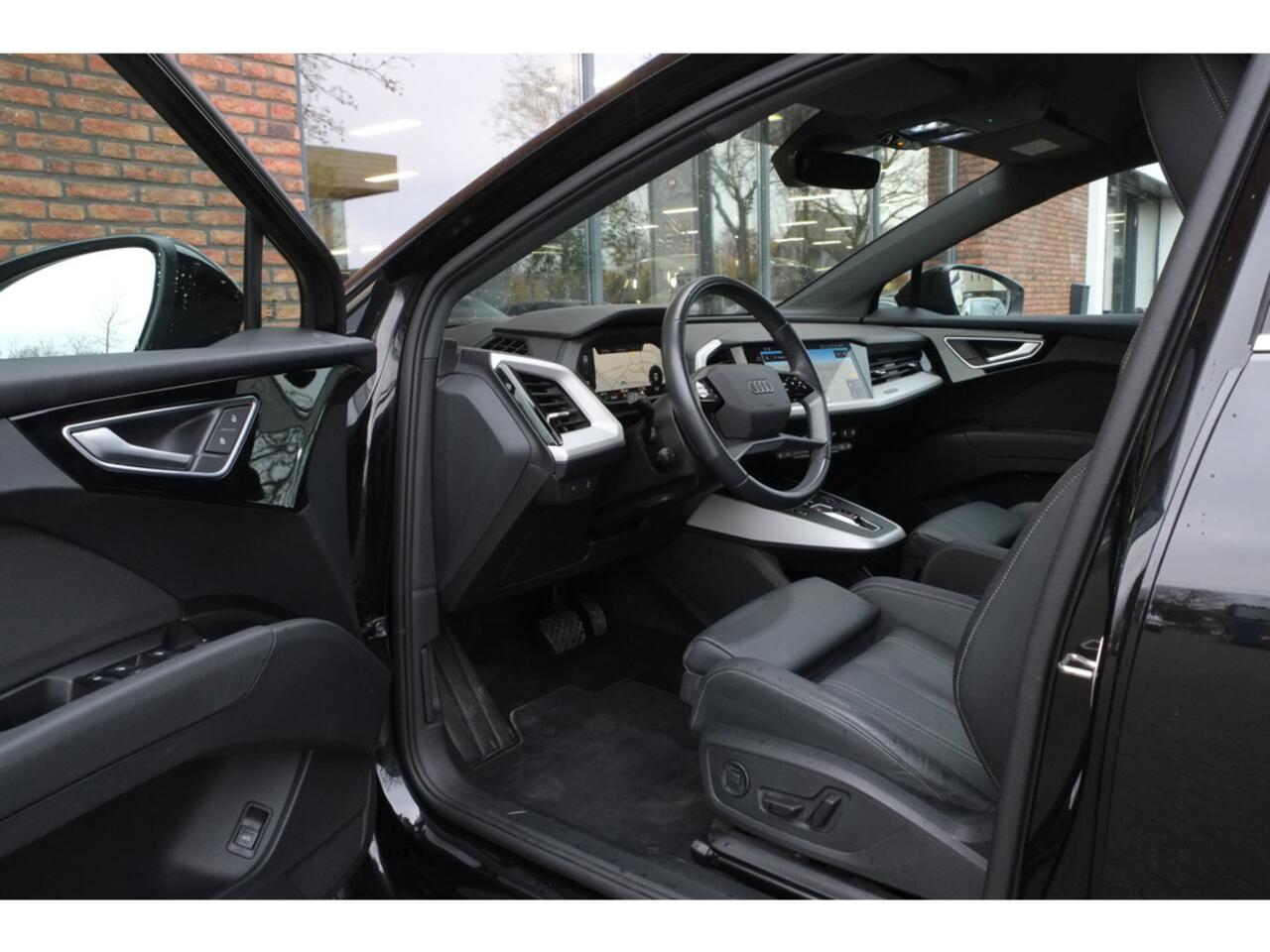 Audi Q4 e-tron 45 quattro 82kWh 286pk Trekhaak, Leder, Sportstoelen, Achteruitr