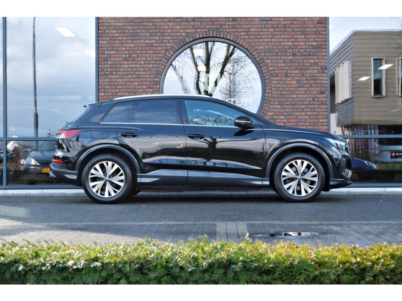 Audi Q4 e-tron 45 quattro 82kWh 286pk Trekhaak, Leder, Sportstoelen, Achteruitr