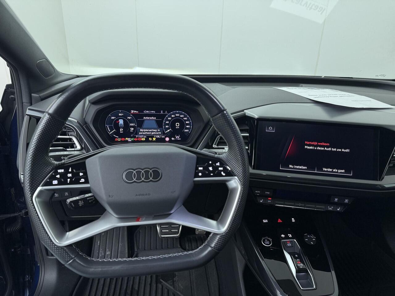 Audi Q4 e-tron 40 Launch edition S Competition 77 kWh | 204 PK | SoH 90% | Matrix LED koplampen | Warmtepomp | S line | Navigatiesysteem | Audi sound system |