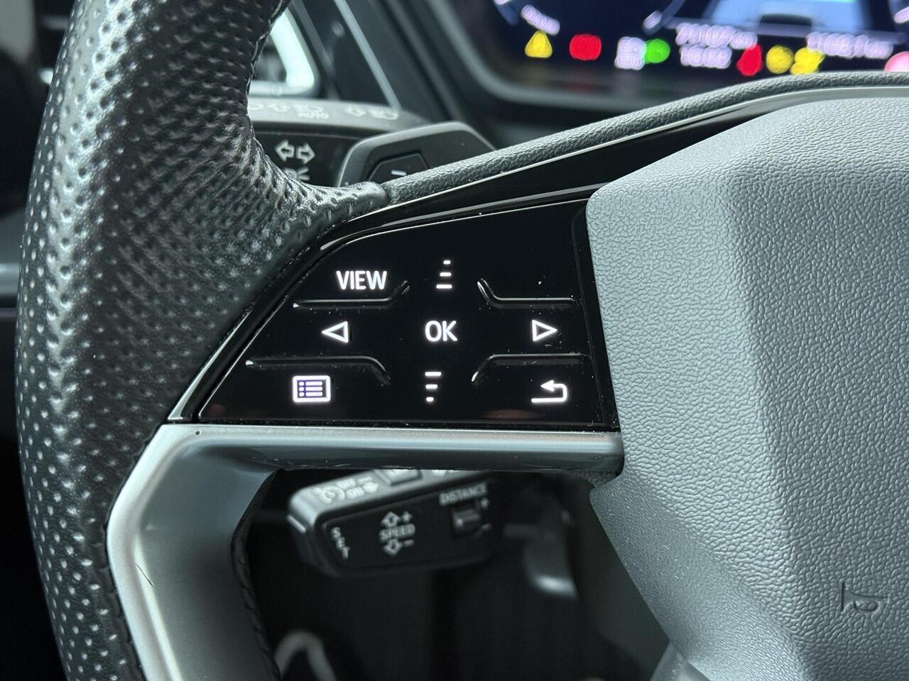 Audi Q4 e-tron 40 Launch edition S Competition 77 kWh | 204 PK | SoH 90% | Matrix LED koplampen | Warmtepomp | S line | Navigatiesysteem | Audi sound system |