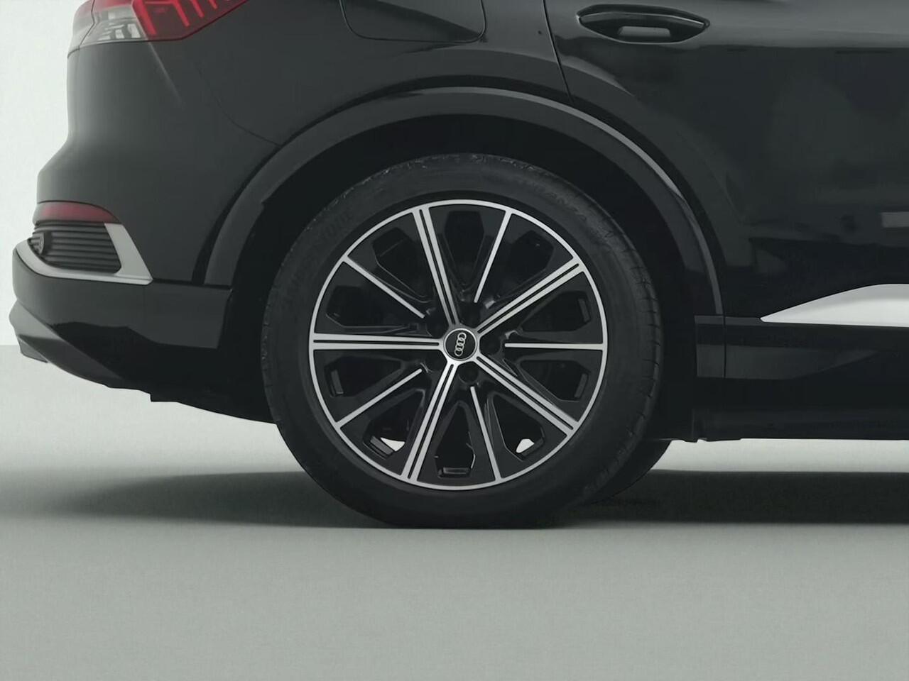 Audi Q4 e-tron 45 quattro S edition 77 kWh