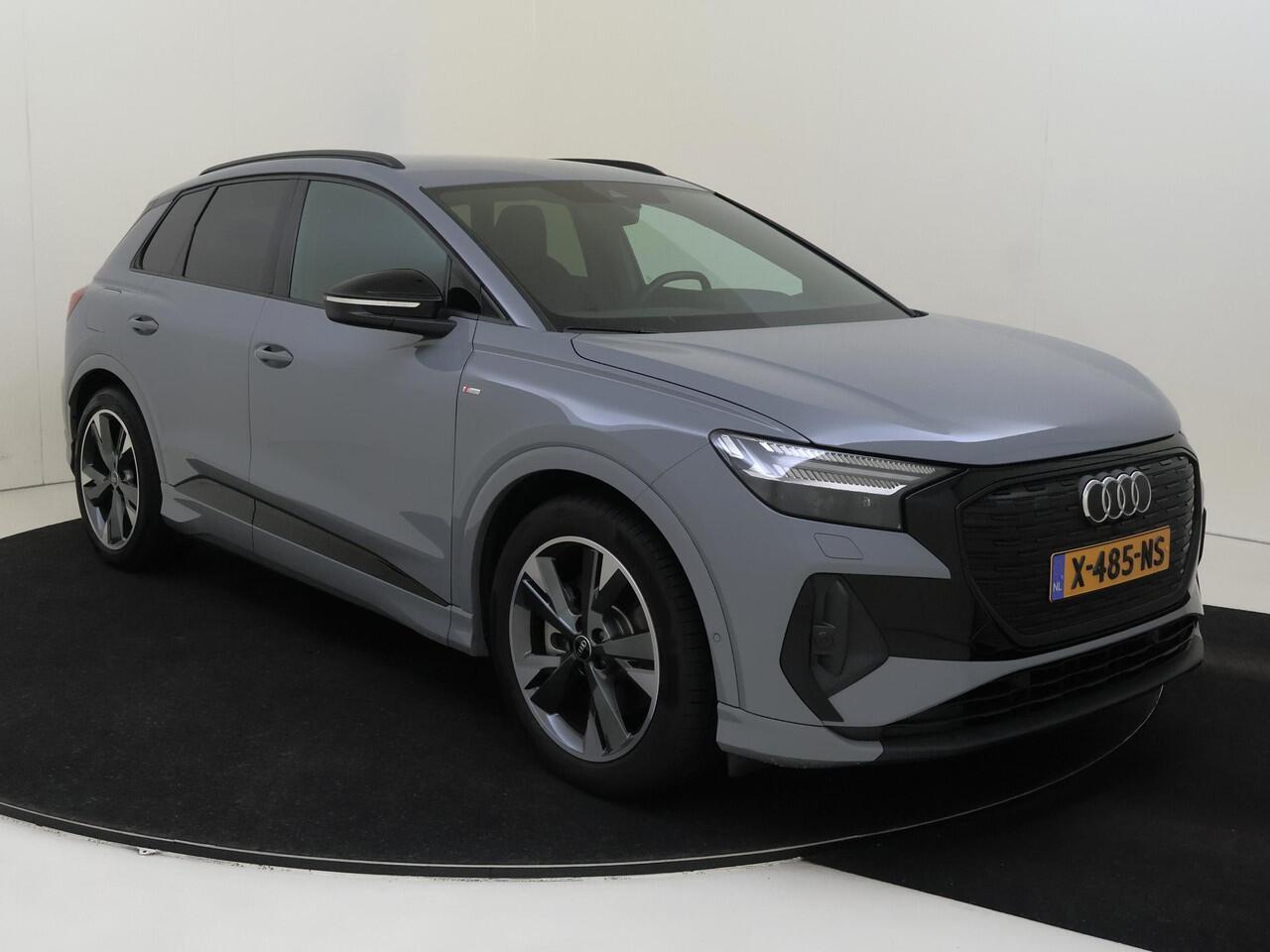 Audi Q4 e-tron 40 S edition 77 kWh | S-line in- en exterieur | Optiekpakket zwart | Elek. inklapbare buitenspiegels | Navigatie | Achteruitrijcamera