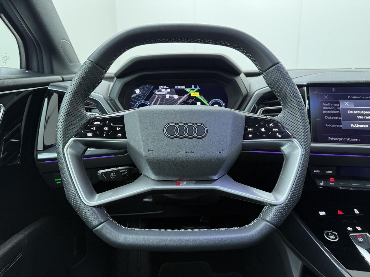 Audi Q4 e-tron 45 S Edition 82 kWh | 286 PK | SoH 100% | Adaptive cruise control | 21"LM velgen | Keyless | S line | Stoelverwarming |
