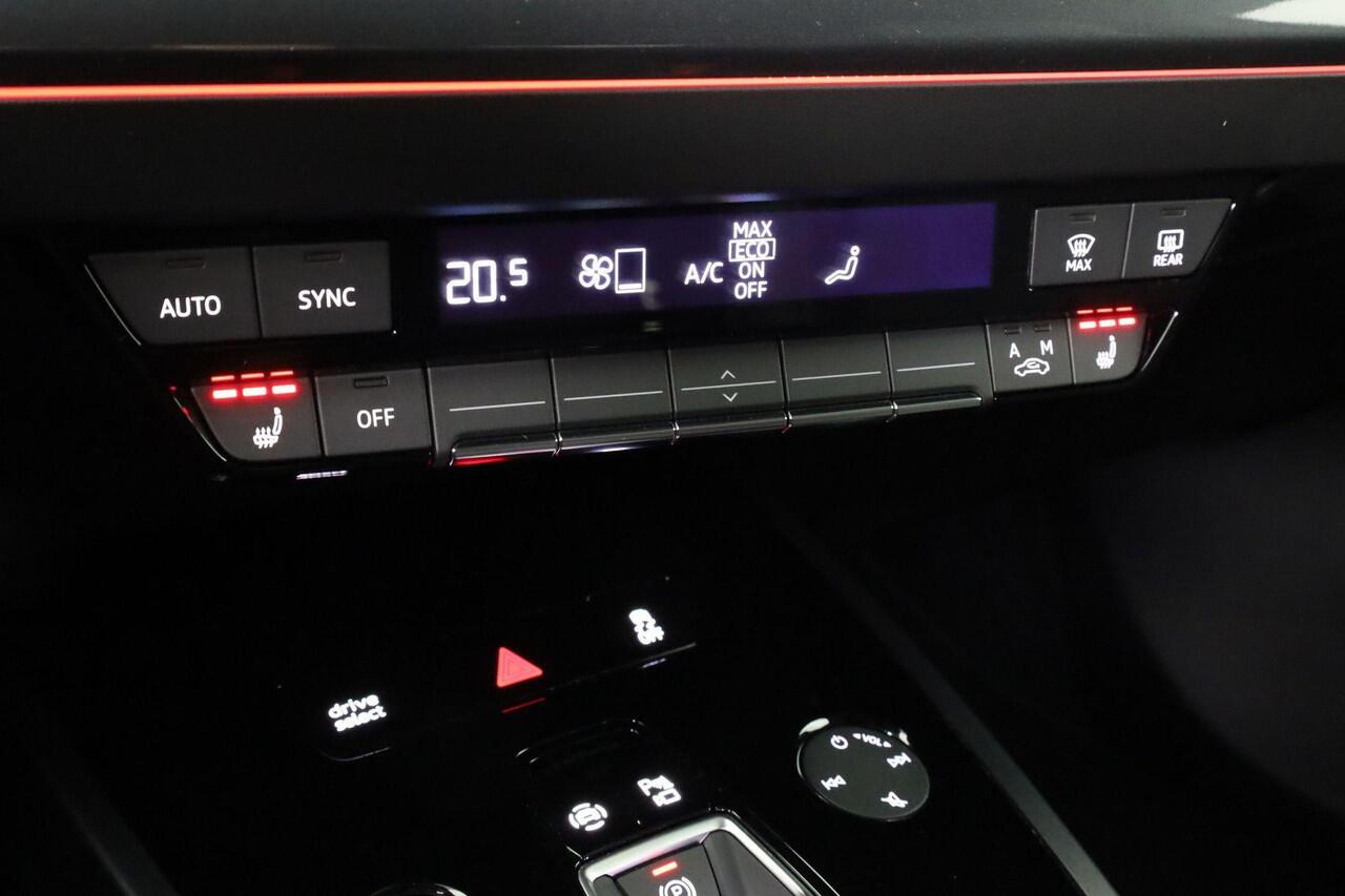 Audi Q4 e-tron S edition 45 82Kwh 210 kW / 286pk Quattro | Assistentiepakket plus | Privacy glas | Lichtpakket plus ambient light